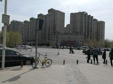 温馨舒适 无遮挡 国贸附近 采光好 合生汇 带落地飘窗