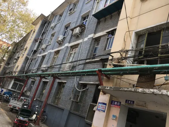 省四建宿舍实景图