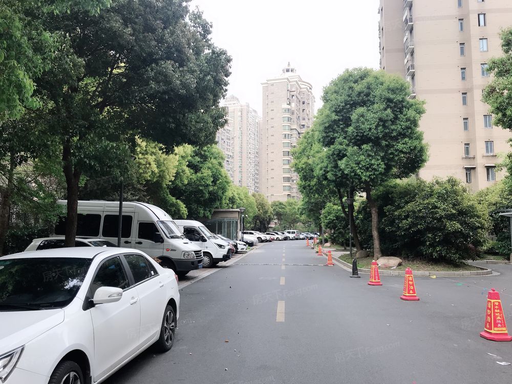 小区相关图
