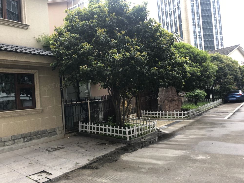 小区相关图