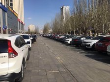 凯旋银河线采光好视野宽阔楼下是万达广场