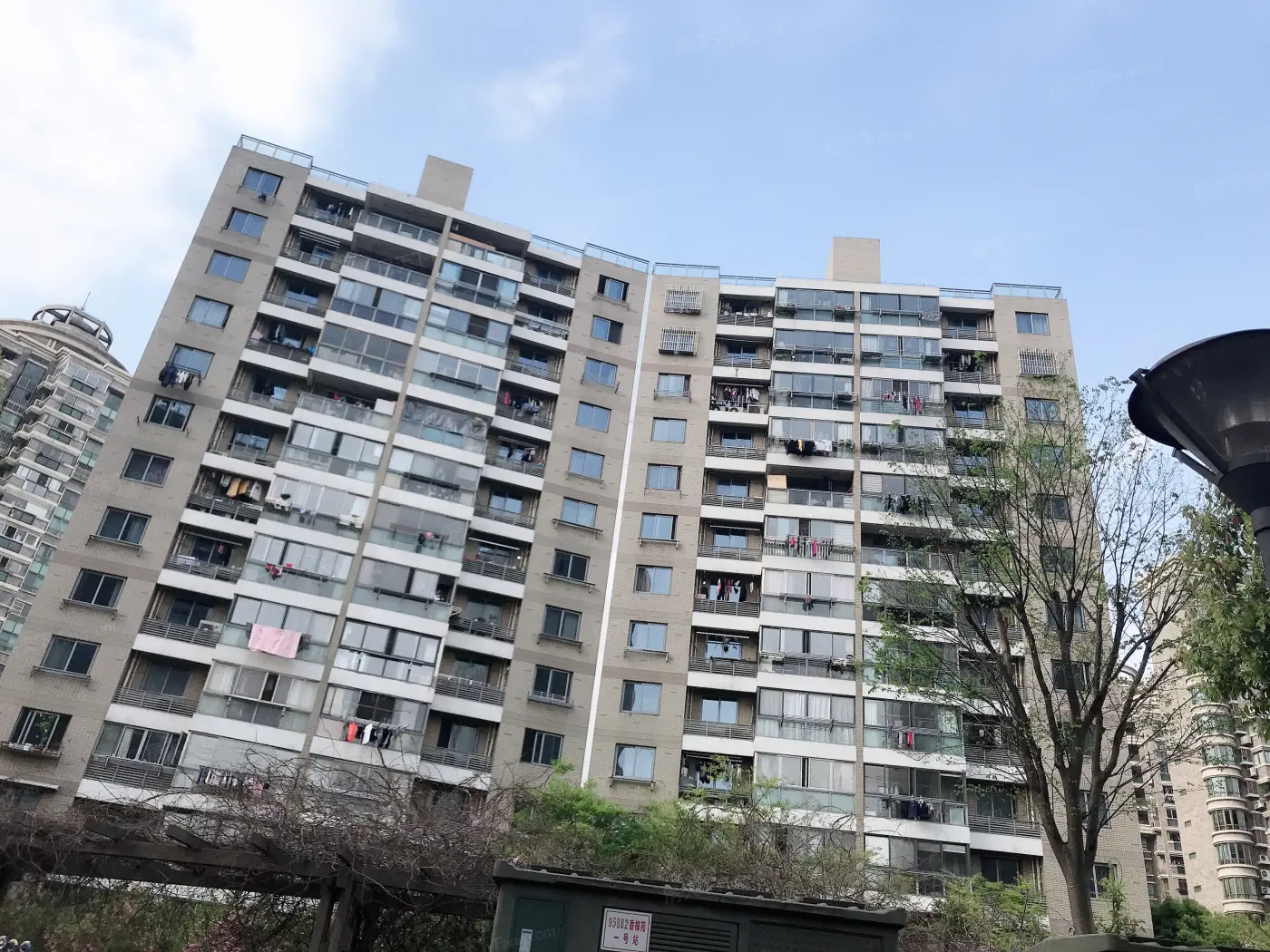 别名:金鼎香樟苑东区,金鼎香樟苑西区