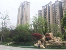 急售香逸尚城毛坯两房 好楼层 价格可谈 看房方便