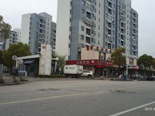 满五税费少,小户型,采光充足 配套设施齐全 交通便利