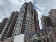和谐世纪三梯六户房子满2年精装修改造合理有地铁