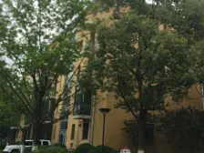 风苑联排别墅,目前就这一套挂牌,看房方便。