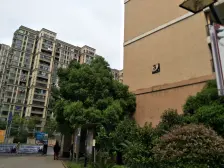 抚生佳园 南北通透,采光好 装修好,环镜优美 中间楼层