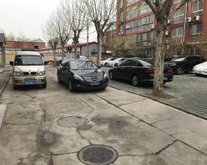 良乡西路甲8号2室1厅南北