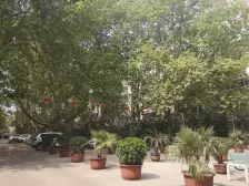 富田大厦,东风路南阳路主办公区。