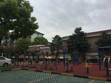 此房满五税费少,全明户型,楼层好位置好,看房提前约