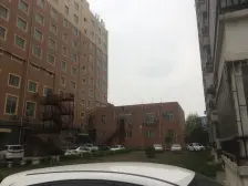 三环内,地铁口,07年,多层复式带露台,单价六千多