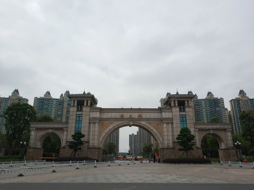 小区相关图