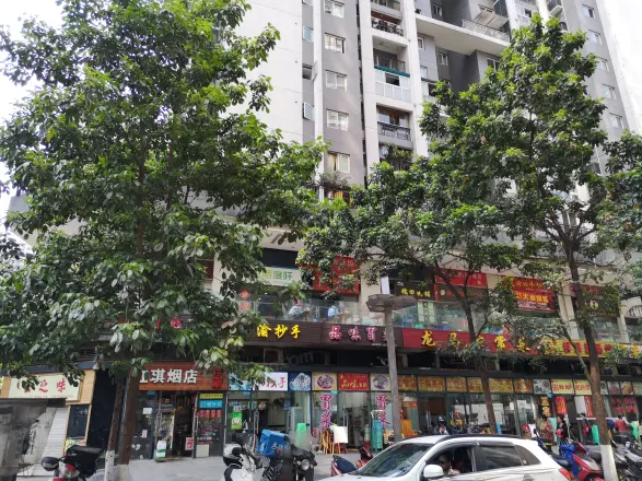 南坪商业大楼实景图