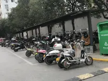 鑫苑都市公寓 1室1厅 南