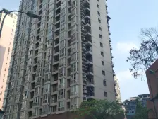 南坪商圈 近轻轨 一室一厅 配套齐全 房子出行方便