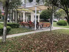 卫生间全明,大开间,小区入口附近,品质小区