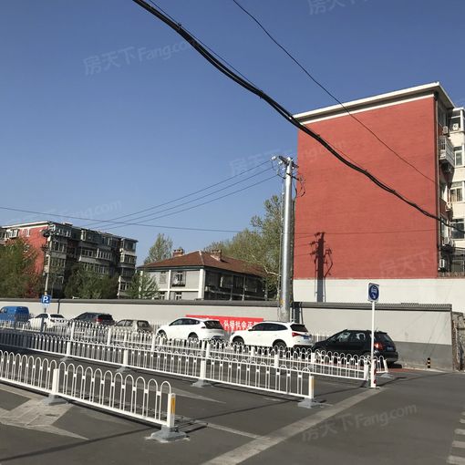  ����ׯ����2��Ժ2��1��1���ϱ�����4700.00Ԫ/�³��� 