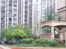 九宫庙的次新小区 中间楼层 紧凑两室 交通便利