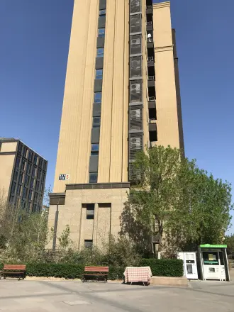中建玲珑山实景图