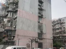 带有三天井,全明户型正气,采光好 近地铁 位置安静