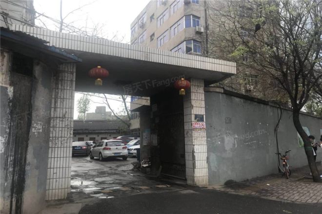 红楼商场宿舍实景图