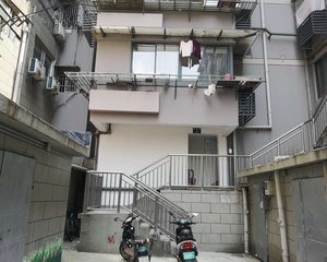 砖桥巷老外滩出门就是江边两房看房方便
