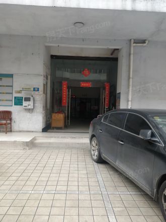 汇春广场实景图