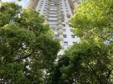 黄浦内环内,精装修大三房,可观黄浦江,也可拎包入住,诚意出售
