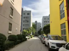 少见的多层社区 业主自己住的精装修 看房方便