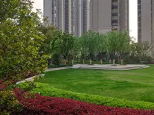 视野好,全新毛坯加个车位,诚心出售,欢迎来看