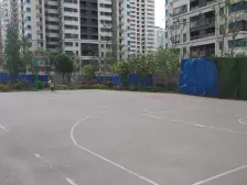 磁器口次新小区 大三房 户型方正 采光好 近轻轨