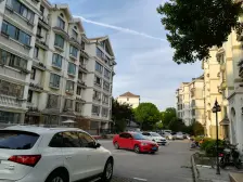 大三房,次顶楼,小区位置好,环境好,绿化好