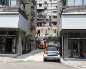 江北 外滩 砖桥巷 中间楼层 2房诚意出售