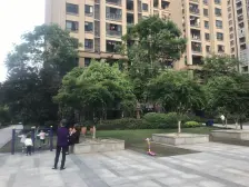 金科廊桥水乡C区精装两房,小区环境优美业主诚心出售