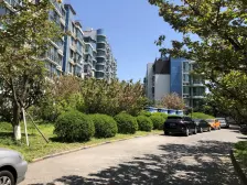 万达旁 公园里 诚意出售 位置优 大三房 楼层好景观房