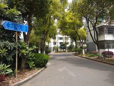 复式房,价格好谈,采光充足,近地铁