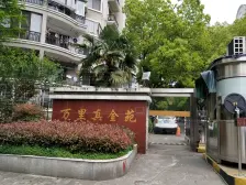 主卧朝南,小区中心位置,卫生间全明,小区景观位置