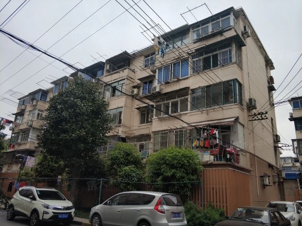 海滨三村实景图