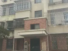 大三房,户型正气,看房方便