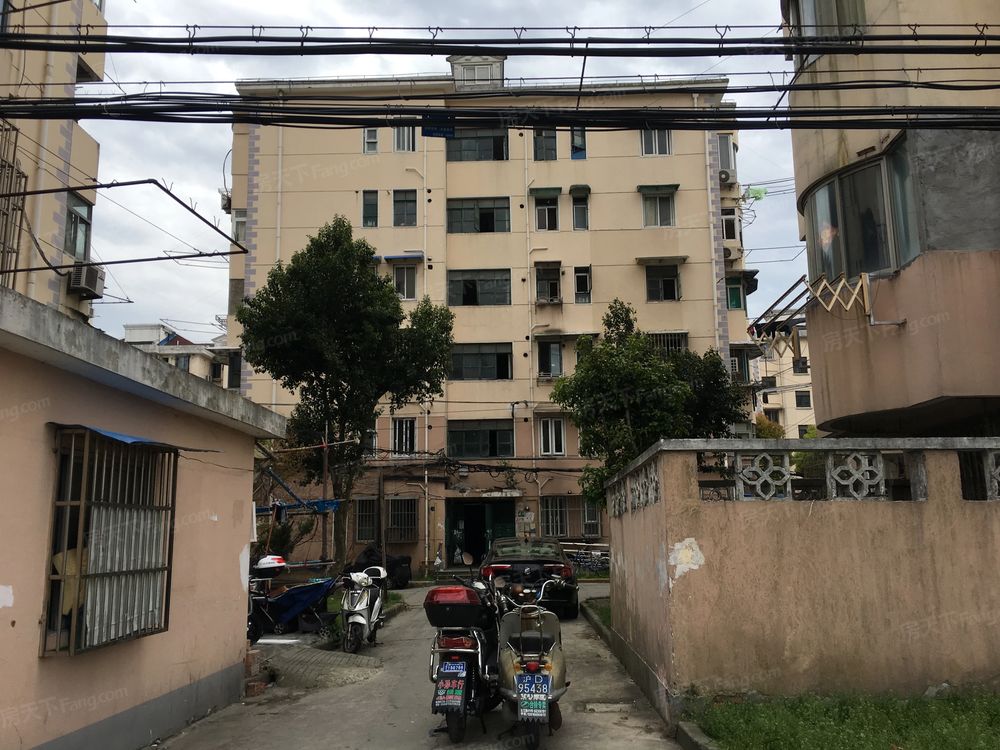 小区相关图