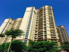 朝南,中间楼层,大四房采光好,视野好,得房率高,