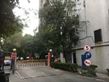 外销房,边套全明,近地铁医院,闹中取静,价可谈