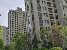 视野开阔、采光好,配套设施齐全,交通便利。