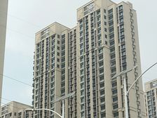 房子采光充足,视野宽阔,户型佳,交通便利。