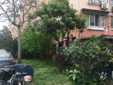 地铁口,总价低,视野宽阔,配套齐全,采光充足