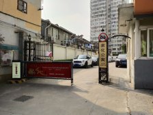 北外滩自家100平左右大露台,次顶楼,全景落地窗景观