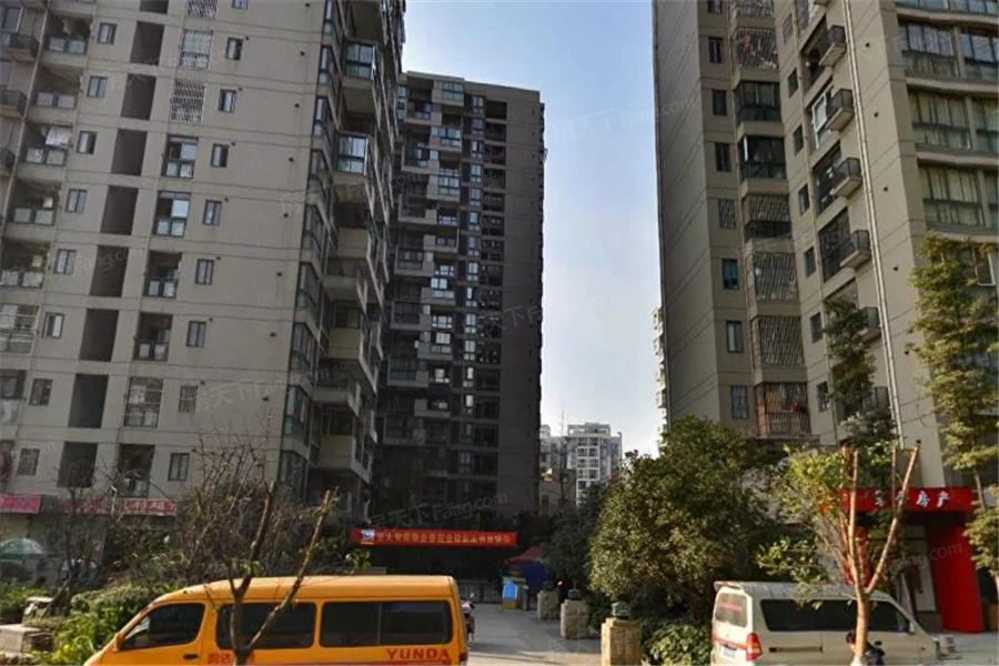 小区相关图