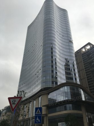 雄盛王府广场实景图