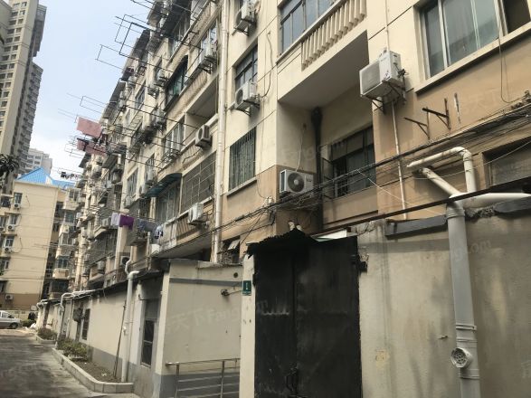 泾华新村实景图