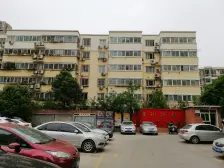 市委家属院,户型方正,南北通透,小区能停车。